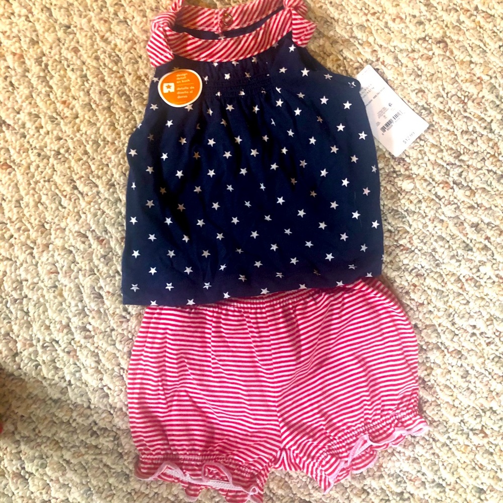 Carter’s 2 piece set